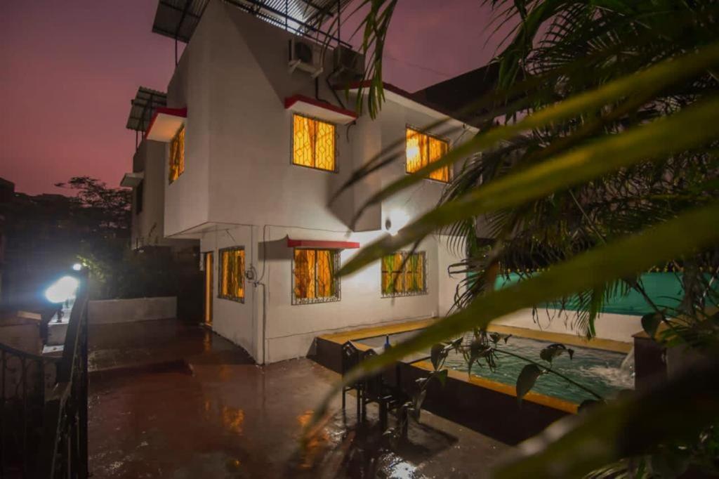 Ll Empyrean Stay Ll 2Bhk Ll Valentina Villa Ll โลนาวาลา ภายนอก รูปภาพ